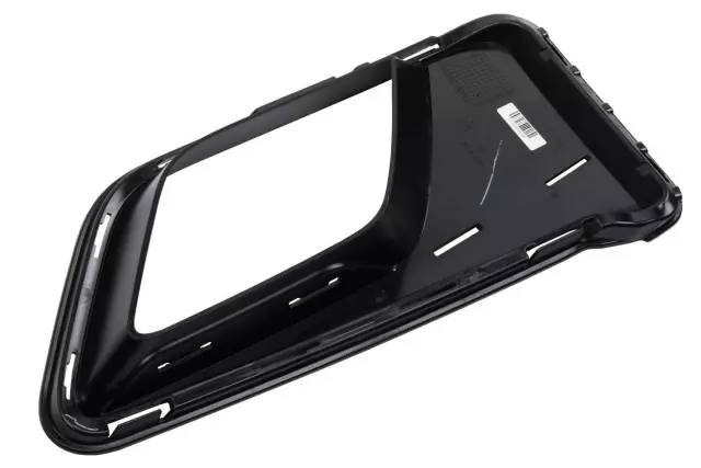 Front Passenger Side Fog Lamp Bezel - GM (84277493)