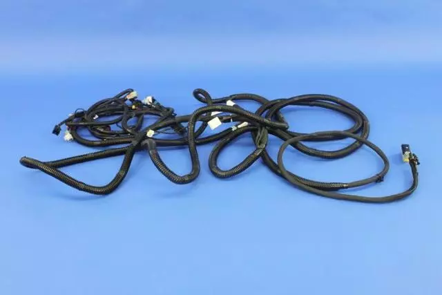 Body Right Wiring - Mopar (68191027AE)