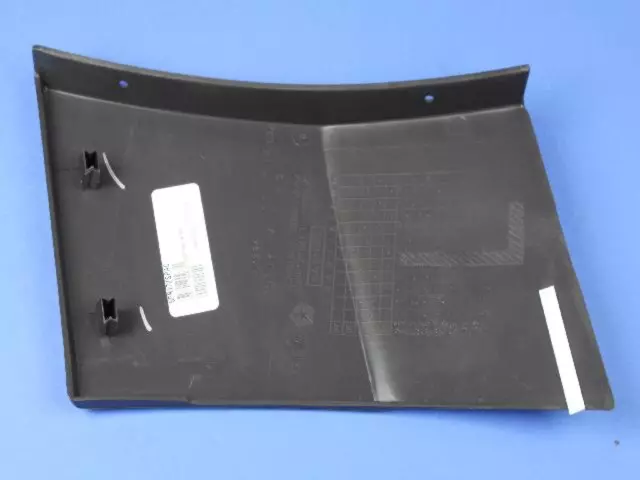 Fender Cladding, Left - Mopar (5FR17ZSPAC)