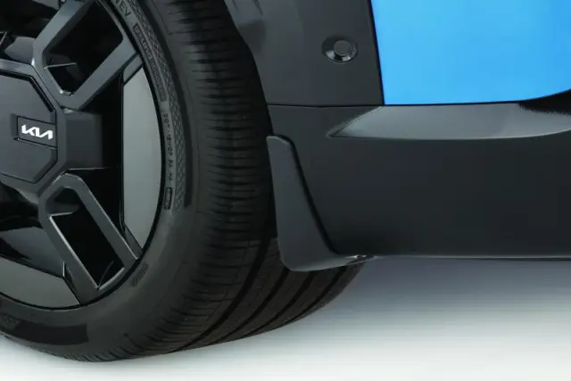 DOF46ACA00 - Exterior: Mud Guards - Front for Kia: EV9 Image