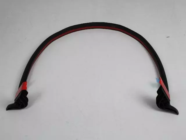 55397042AE - Wiper/Lock Cylinder and Keys: Liftglass Lower To Body Seal for Jeep: Wrangler Image