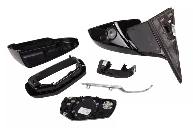 Driver Side Door Mirror - GM (84348252)