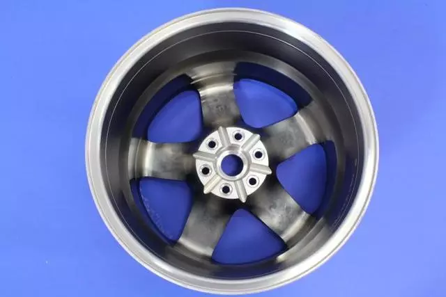 1WL85JXYAB - Tire &amp; Wheel: Wheel for SRT: Viper Image