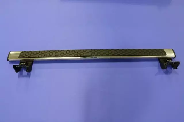 Side Step, Right - Mopar (68144258AF)