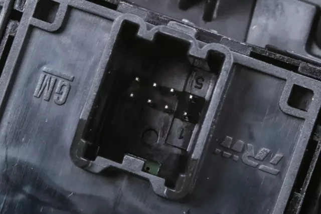 Jet Black Front Side Door Accessory Switch Mount Plate - GM (23426080)