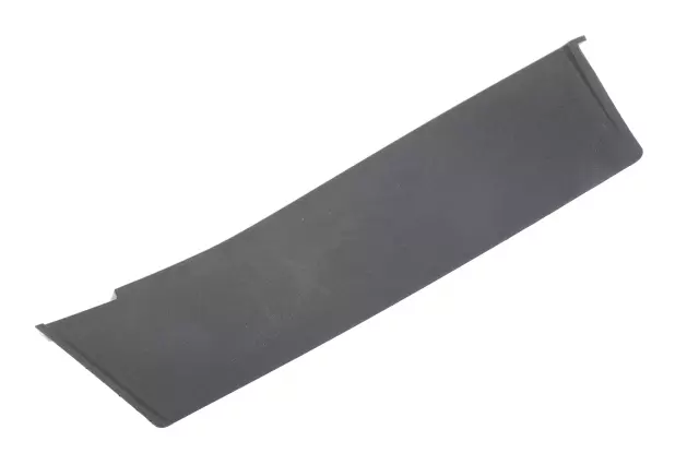 Front Passenger Side Tire Front Air Deflector - GM (84833777)