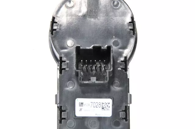 95297028 - Body: Headlamp Switch for Buick: Encore | Chevrolet: Sonic, Trax Image