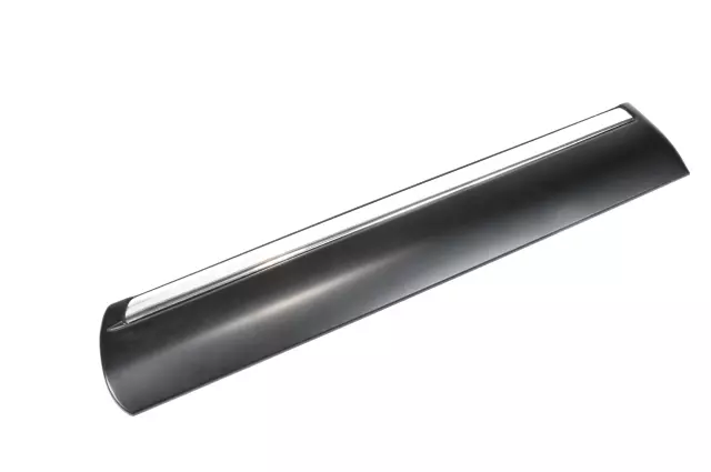 88944485 - Body: Body Side Molding for Chevrolet: Tahoe Image