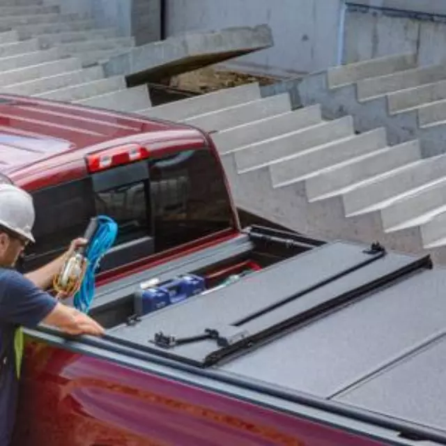 Tonneau Cover, Hard Folding, Quad-Fold, Black - GM (19330067)