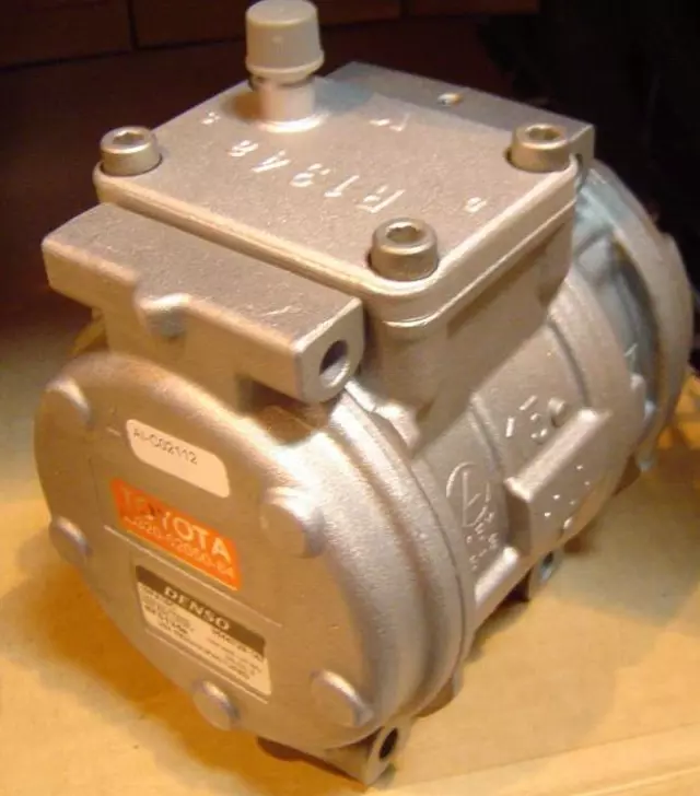 Compressor - Toyota (88320-02050-84)