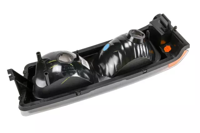 Part# 15199557 Passenger Side Daytime Running, Parking, and Turn Signal Lamp Assembly - GM (15199557)