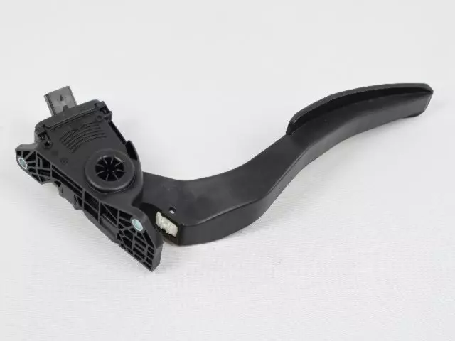 Pedal - Mopar (68000117AD)