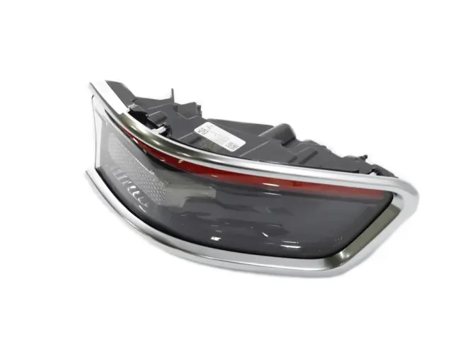 Tail Lamp, Right - Mopar (68340918AF)