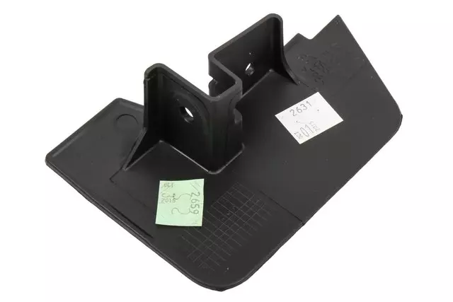 Rear Driver Side Tire Front Air Deflector - GM (23469134)