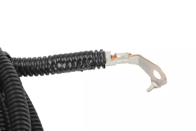 84248858 - Electrical: Positive Cable for Chevrolet: Express 2500, Express 3500, Express 4500 | GMC: Savana 2500, Savana 3500, Savana 4500 Image