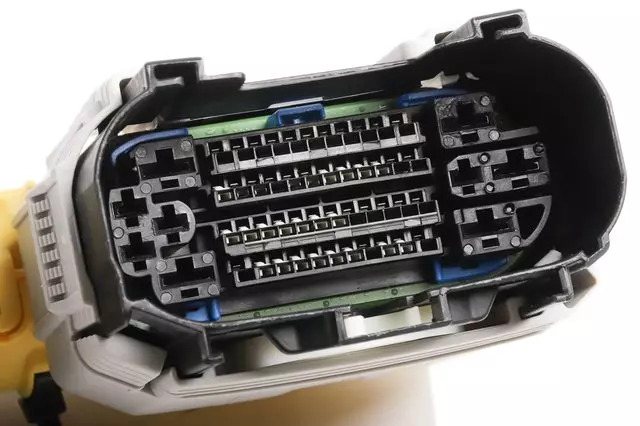 84914097 - : Driver Seat Wiring Harness for Chevrolet: Silverado 1500, Silverado 1500 LTD, Silverado 2500 HD, Silverado 3500 HD | GMC: Sierra 1500, Sierra 1500 Limited, Sierra 2500 HD, Sierra 3500 HD Image