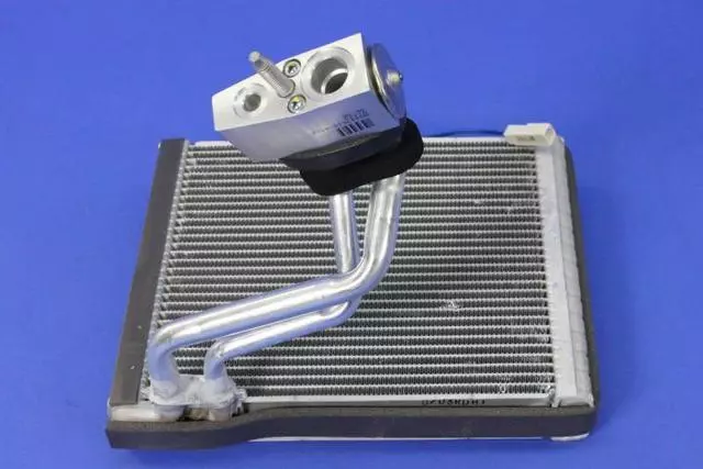 Evaporator Core - Mopar (68239608AC)