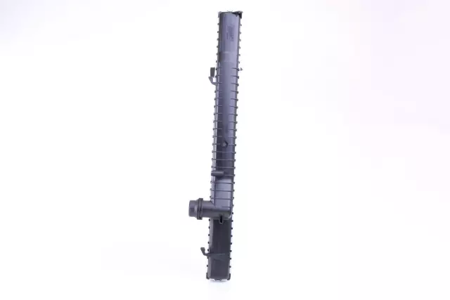 60787A - : Nissens Radiator for NISSENS Image
