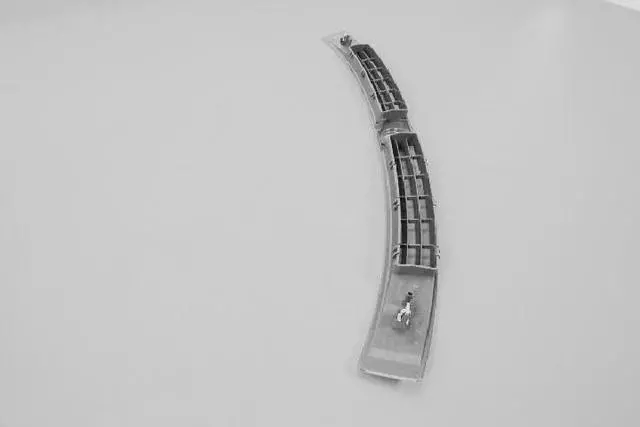 Defroster Grille - Mopar (1AM76XDVAC)