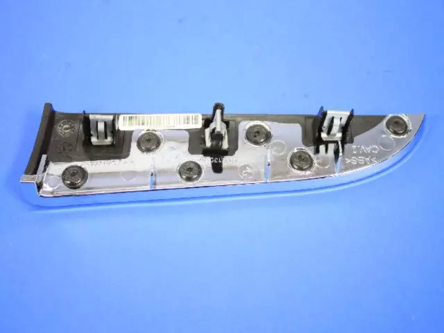 1RB81AAAAB - Body: Outer Molding for Chrysler: Town &amp; Country | Dodge: Grand Caravan | Ram: C/V Image