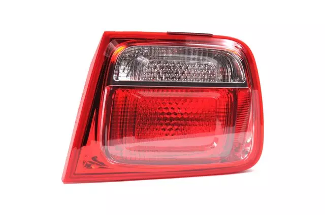 Passenger Side Tail Lamp Assembly - GM (22907312)