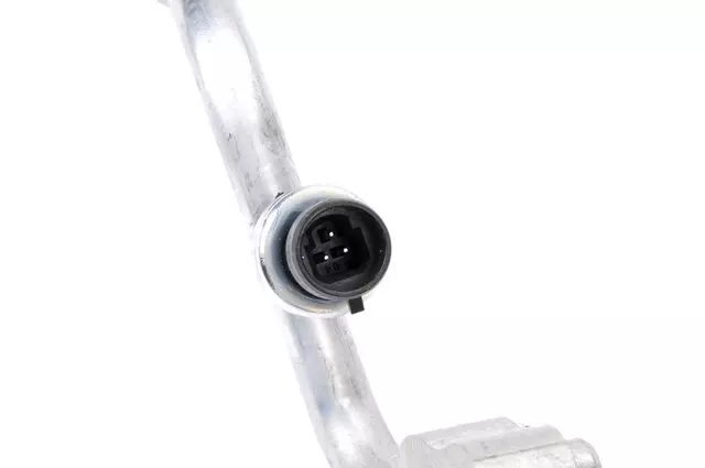 Air Conditioning Compressor Hose - GM (84008569)