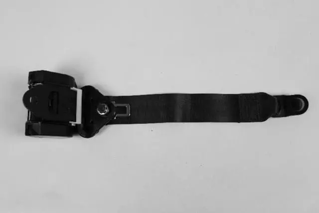 1RU79JXWAE - Restraints: 2nd Row Seat Belt And Retractor, Left for Mopar Image