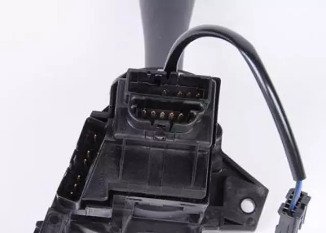 Turn Signal, Headlamp, Headlamp Dimmer, and Cruise Control Switch with Lever - GM (20808029)