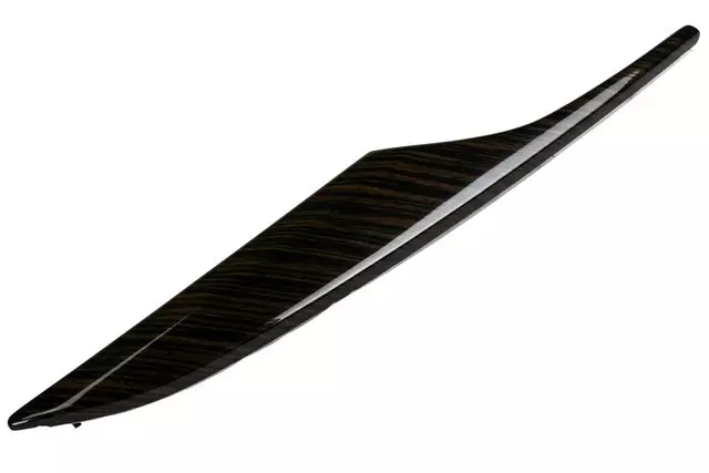 23122722 - : Front Passenger Side Door Applique in Okapi Contra for GM Image