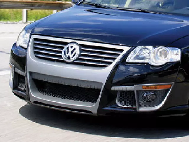 3C5071698DS041 - Exterior: HI Def Front Bumper Grilles (4) for Volkswagen: Passat Image