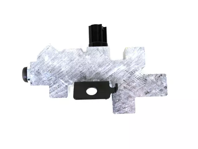 Valve - Mopar (05015429AA)