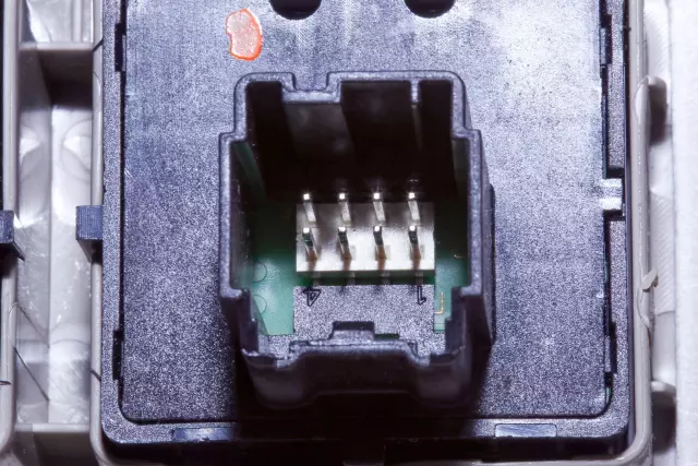 F Panel - GM (84986283)