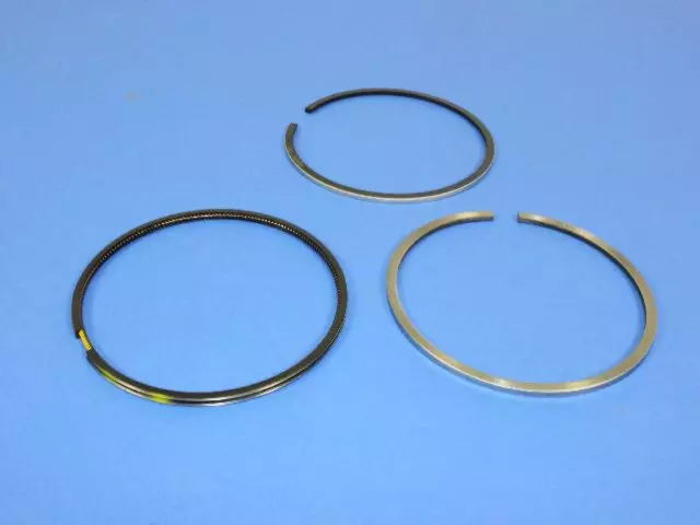 Piston Ring Kit - Mopar (68067121AA)