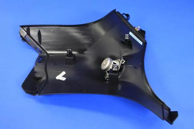 D Pillar Molding, Right - Mopar (1GG60LC5AE)