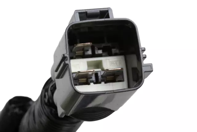 22884559 - : Engine Cooling Fan Wiring Harness for Buick: Regal | Chevrolet: Impala, Malibu, Malibu Limited Image