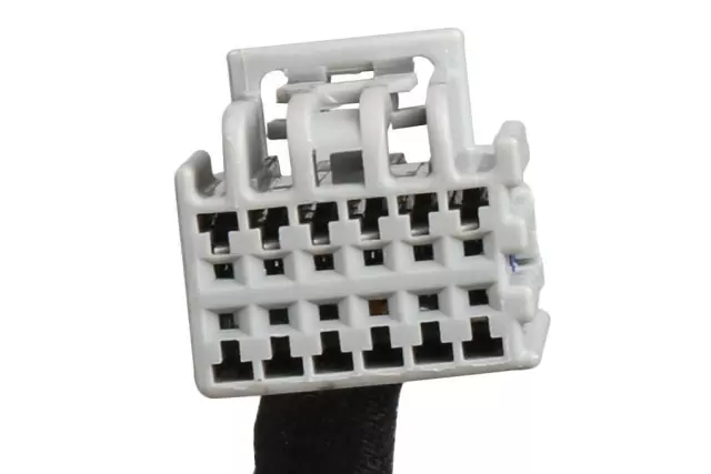 Primed Driver Side Mirror - GM (25828076)