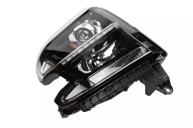 Passenger Side Headlamp - GM (84582570)