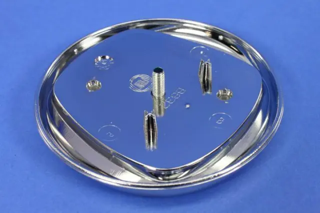 Medallion - Mopar (68202182AA)