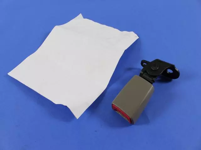 5GU581L5AE - Interior Trim: Buckle Half Seat Belt for Jeep: Liberty Image