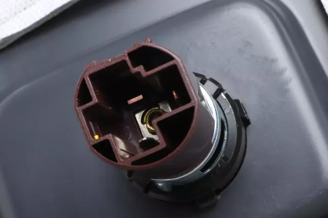 84551366 - Body: Lower Quarter Trim for GM Image