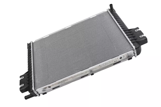84693040 - Cooling System: Auxiliary Radiator for Cadillac: Escalade, Escalade ESV | Chevrolet: Silverado 1500, Silverado 1500 LTD, Suburban, Tahoe | GMC: Sierra 1500, Sierra 1500 Limited, Yukon, Yukon XL Image