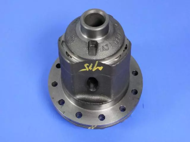 5086807AA - Rear Axle; American Axle 267 MM; Differential and Drive Line: Differential Case Assembly for Dodge: Ram 1500, Ram 2500 | Ram: 1500, 2500 Image