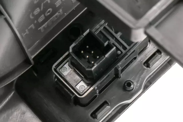 Jet Black Driver Seat Cushion Outer Finish Cover - GM (95078127)