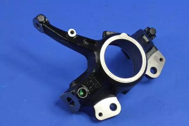 Front Knuckle, Right - Mopar (4877762AA)