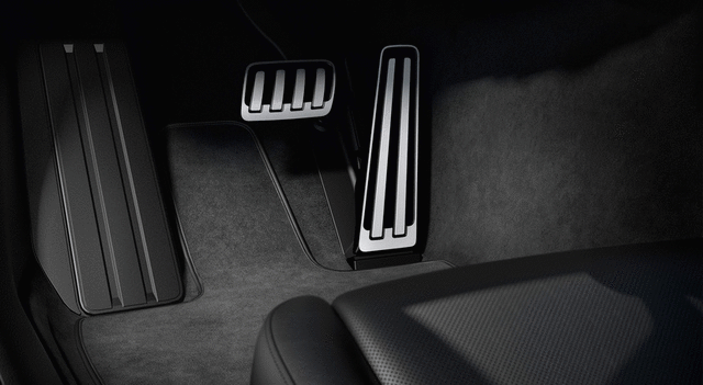 971044702 - Interior: 2021-2022 Porsche Panamera - Aluminum Pedals for Porsche: Panamera Image