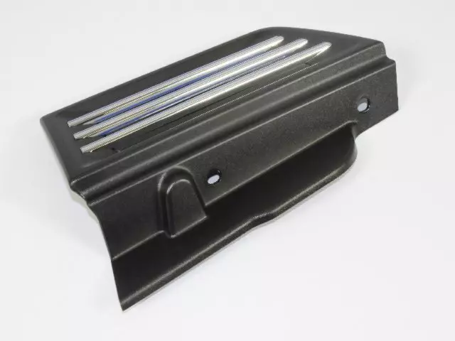 Fender Applique, Left - Mopar (55157165AE)