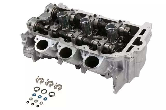 Passenger Side Engine Cylinder Head - GM (12645526)