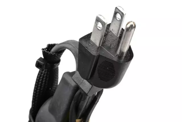 Engine Coolant Heater Cord - GM (22801843)