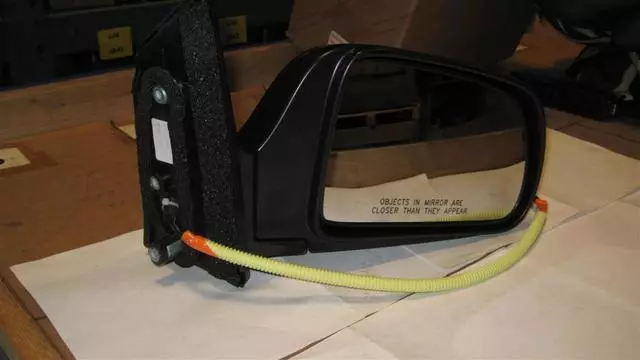 Mirror Assembly Right - Toyota (87910-08041)