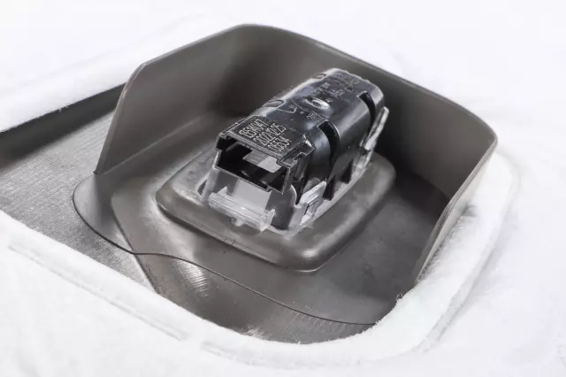 Lower Gate Trim - GM (84677041)